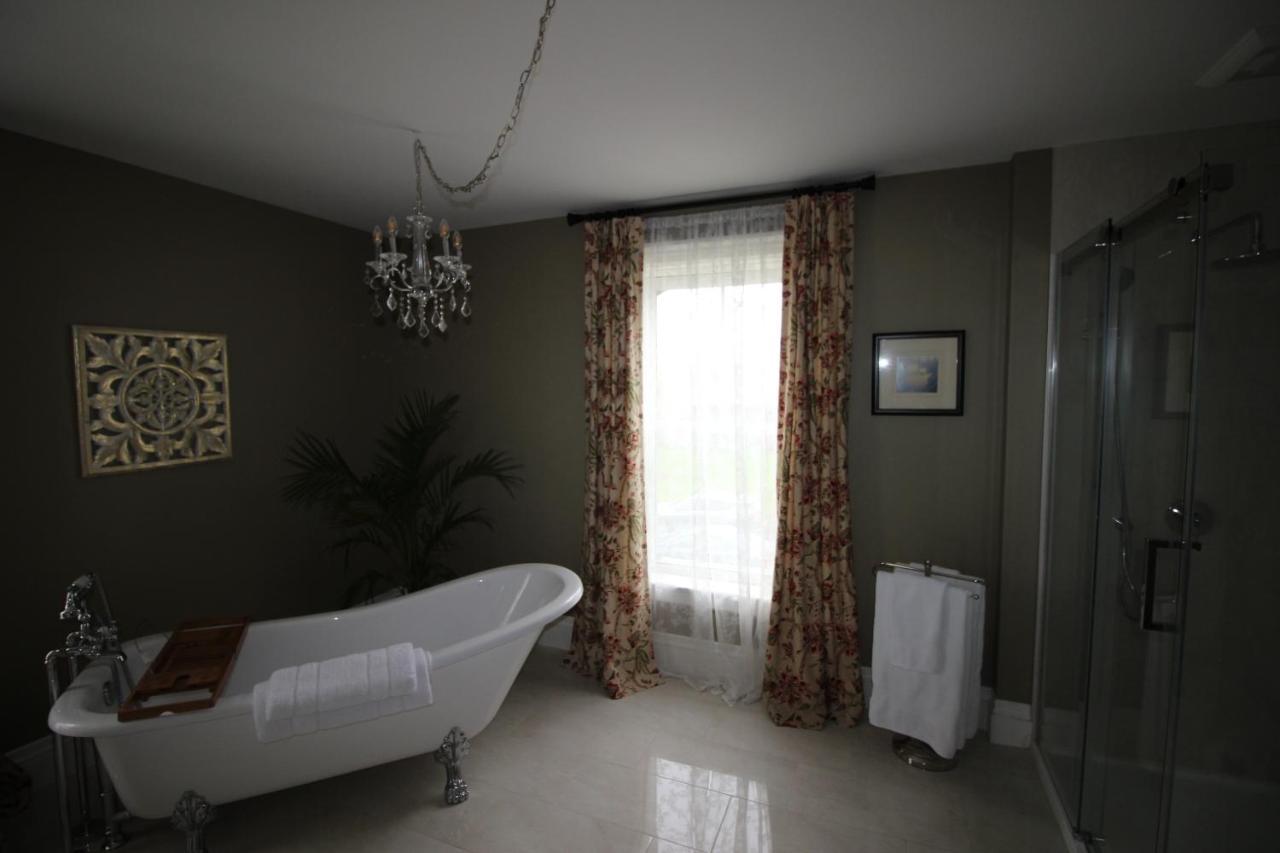 Maplehurst Manor Bed And Breakfast Dorchester Экстерьер фото
