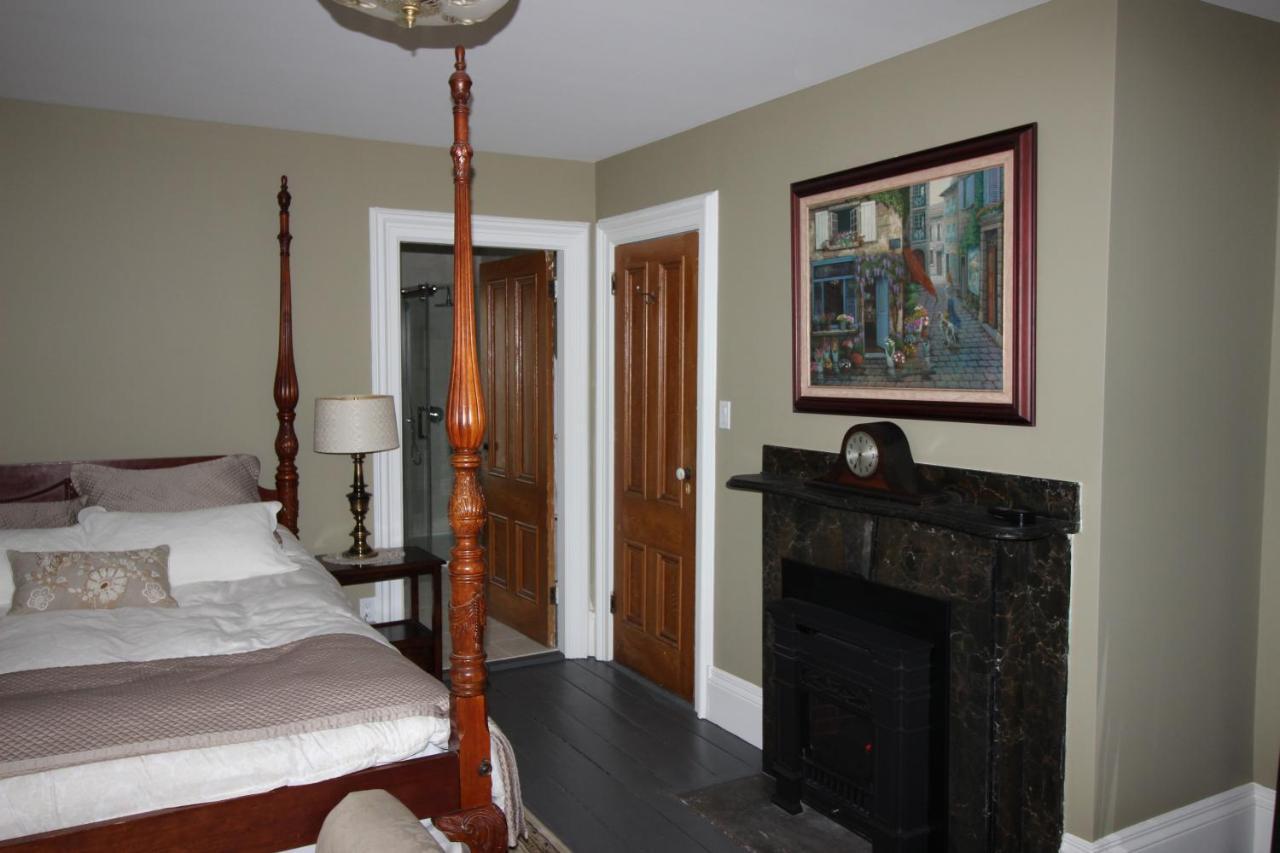 Maplehurst Manor Bed And Breakfast Dorchester Экстерьер фото
